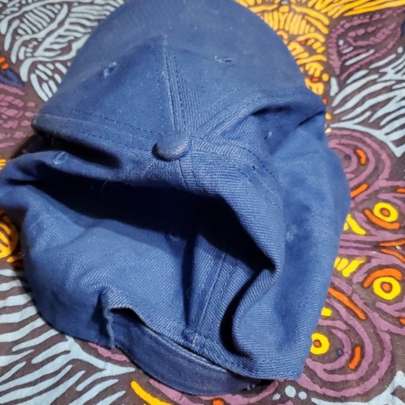 Hat - Picture 3 of 4